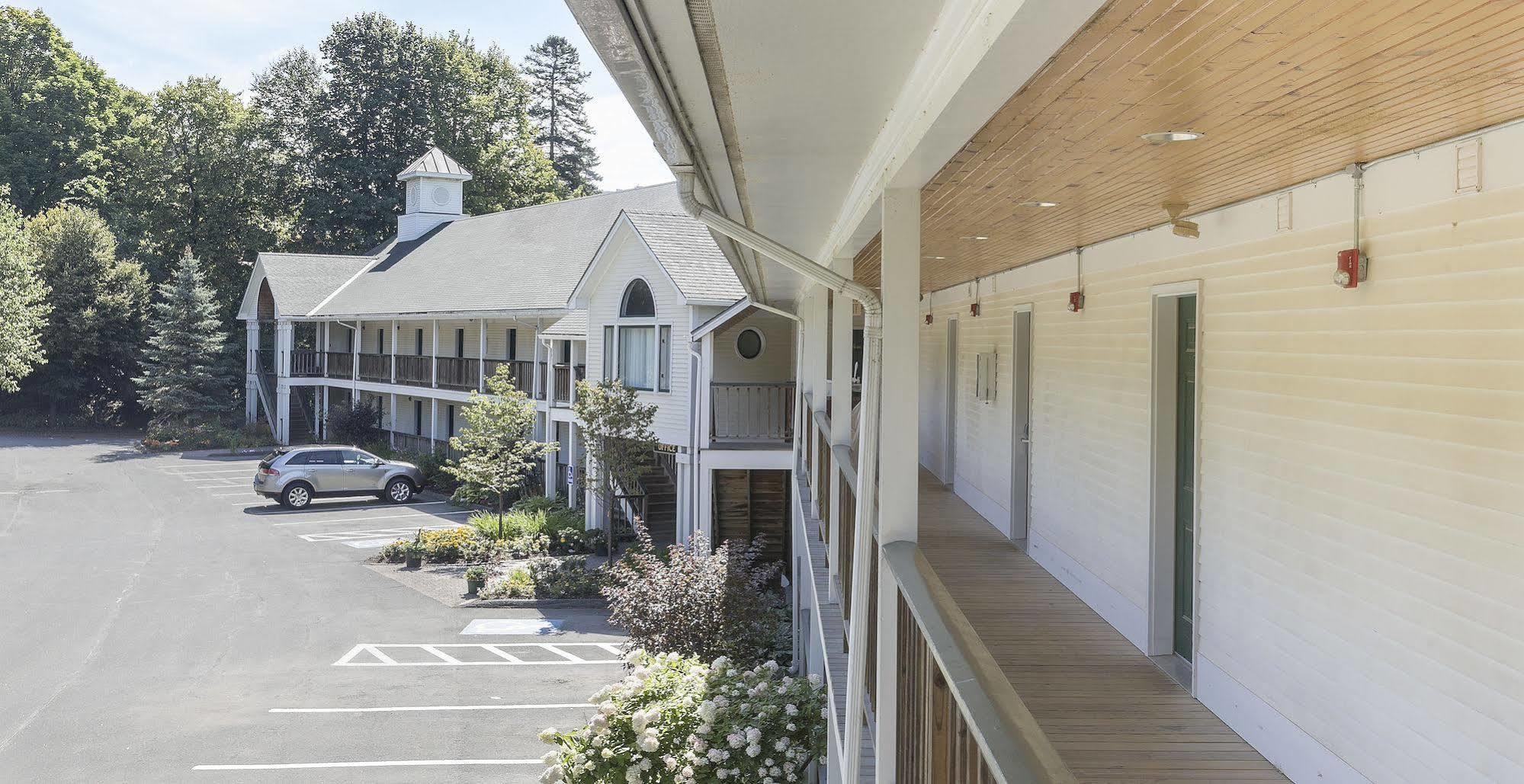 Fairbanks Inn Saint Johnsbury Bagian luar foto