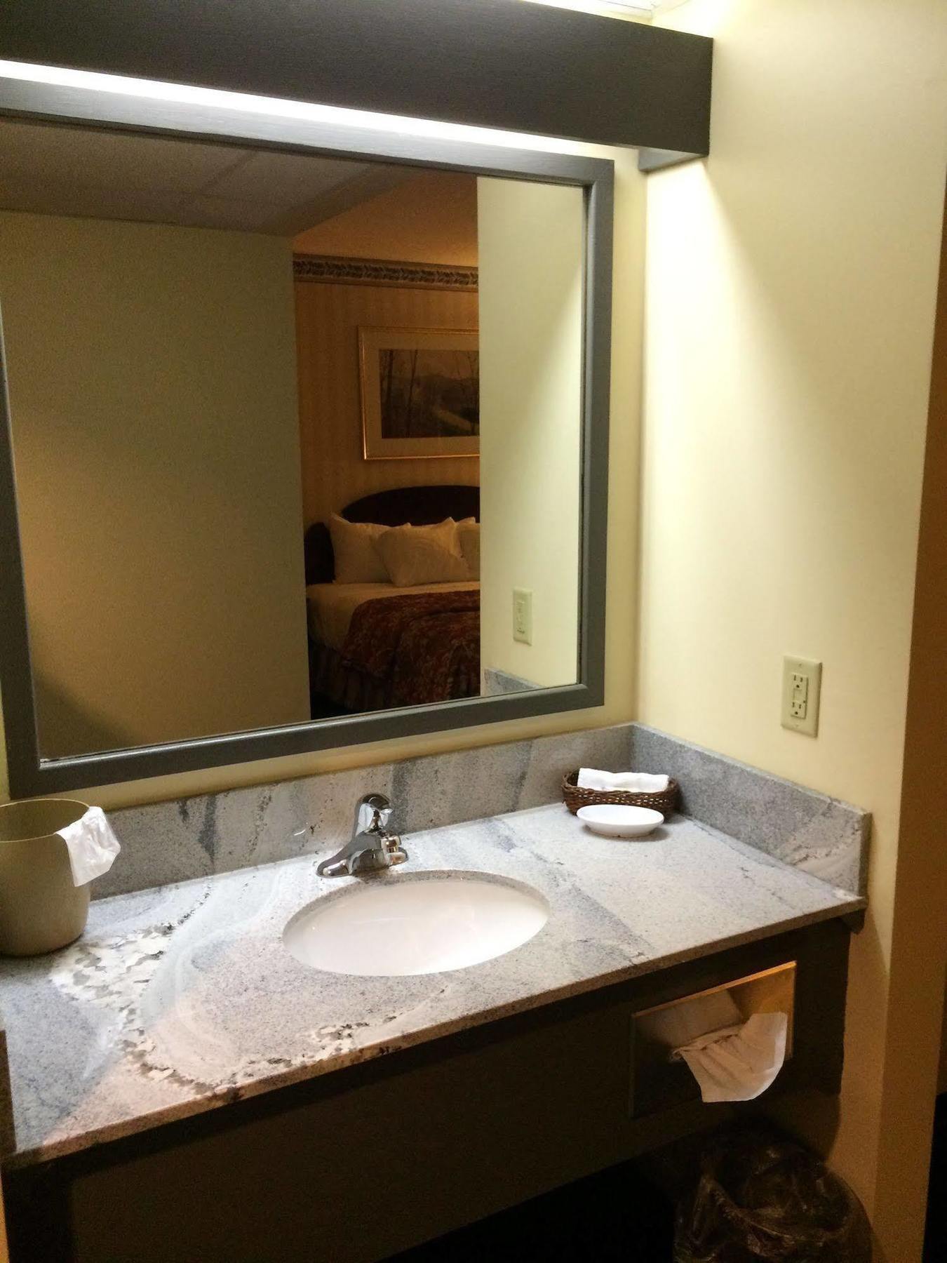 Fairbanks Inn Saint Johnsbury Bagian luar foto